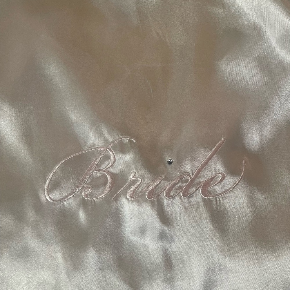 Satiny Bride 2-piece pajama set. Size Large